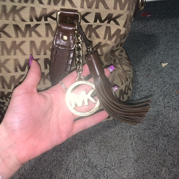 Michael Kors purse - Picture 2 of 3